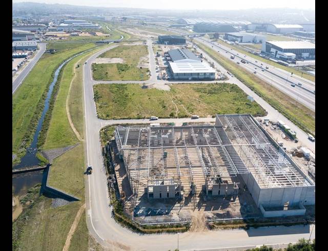 774M² FACTORY TO LET IN STIKLAND INDUSTRIAL